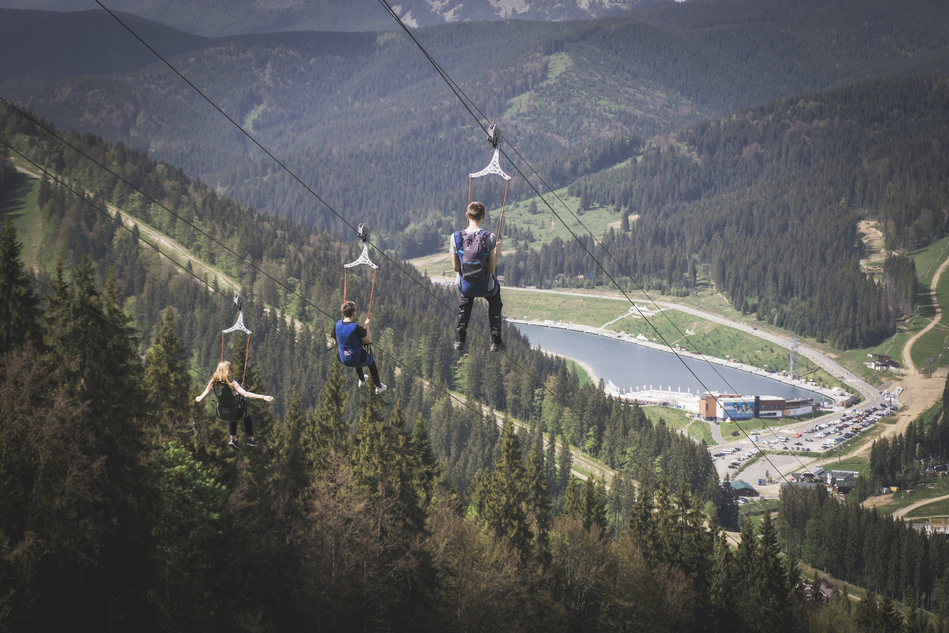 Тролей Зіплайн (Zip Line) в Буковелі (село Поляниця)
